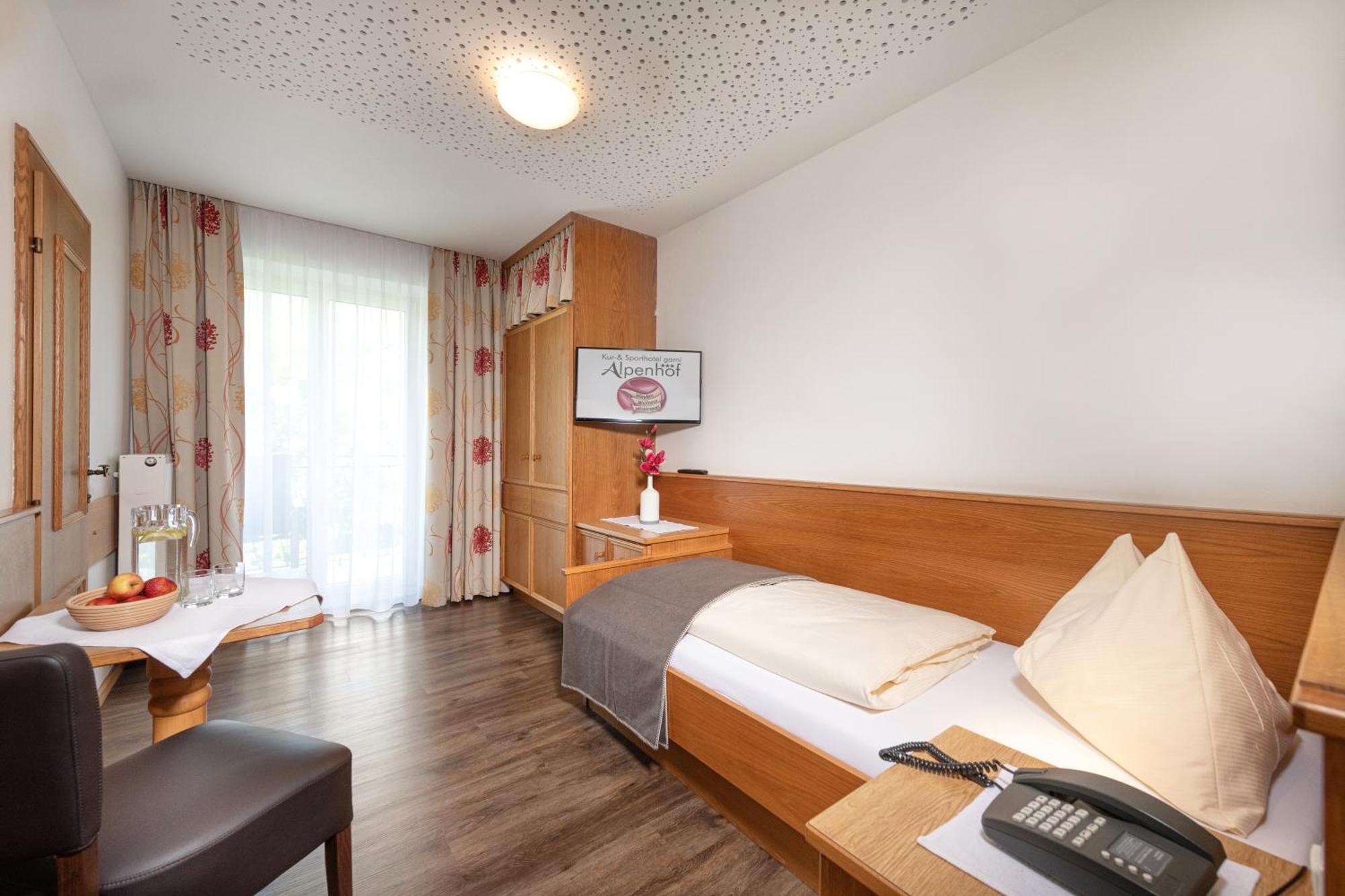 Hotel Alpenhof - New Sauna Area Бад Хофгащайн Екстериор снимка