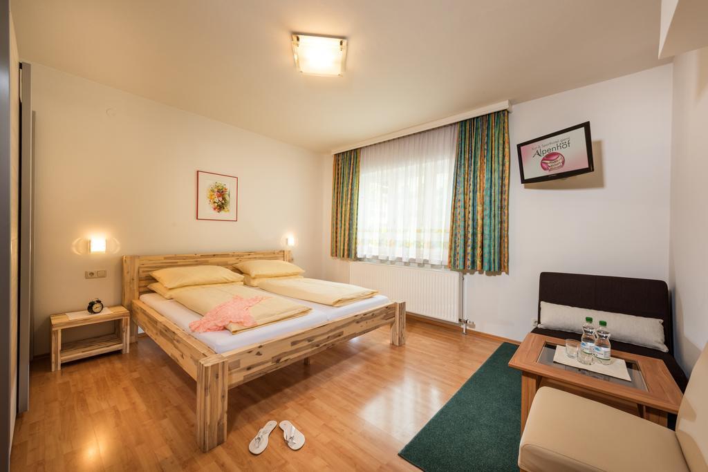 Hotel Alpenhof - New Sauna Area Бад Хофгащайн Стая снимка