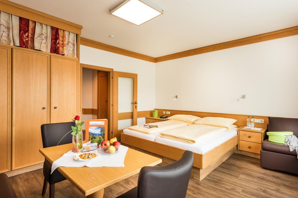 Hotel Alpenhof - New Sauna Area Бад Хофгащайн Стая снимка