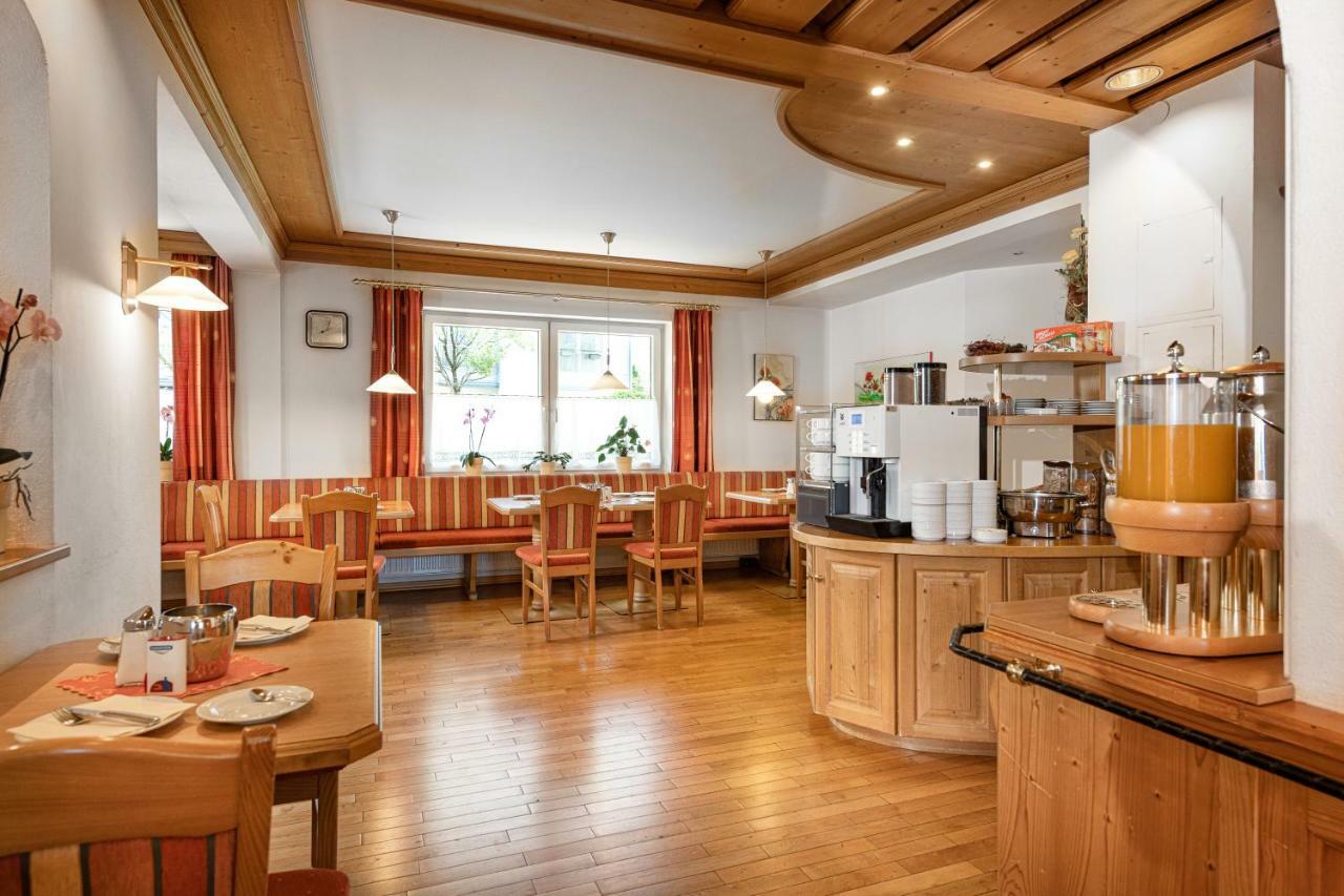 Hotel Alpenhof - New Sauna Area Бад Хофгащайн Екстериор снимка